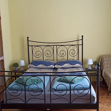 WILLA RETRO Hostel&Rooms Krakau