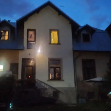 WILLA RETRO Hostel&Rooms Krakau