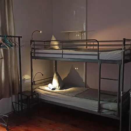 Retro & Garden Vandrerhjem *