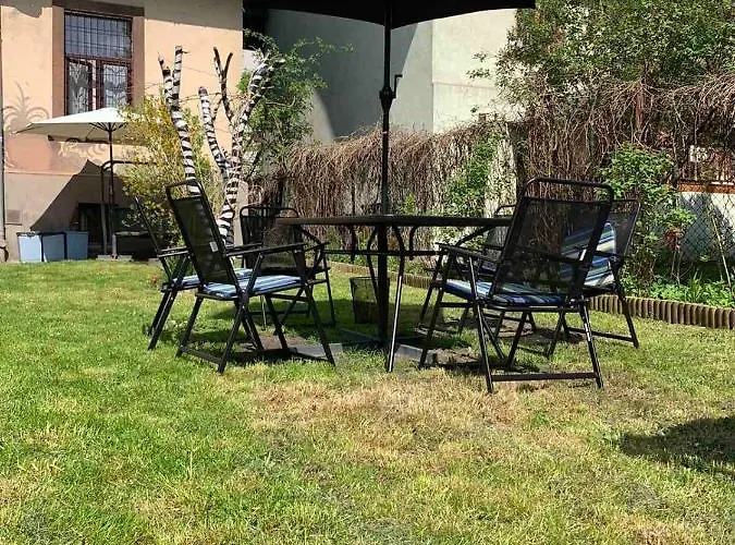 호스텔 Retro & Garden