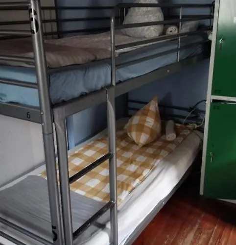 Albergue Retro & Garden *