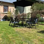 Vandrarhem Retro & Garden