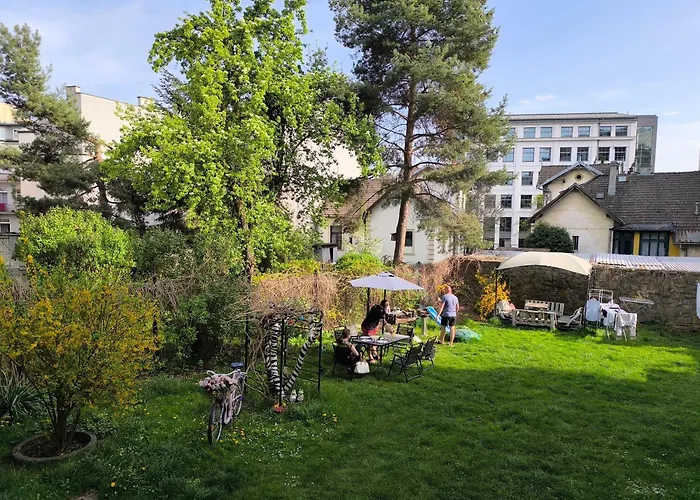 Retro & Garden Hostel Krakow