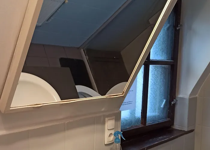 Retro & Garden Hostel *